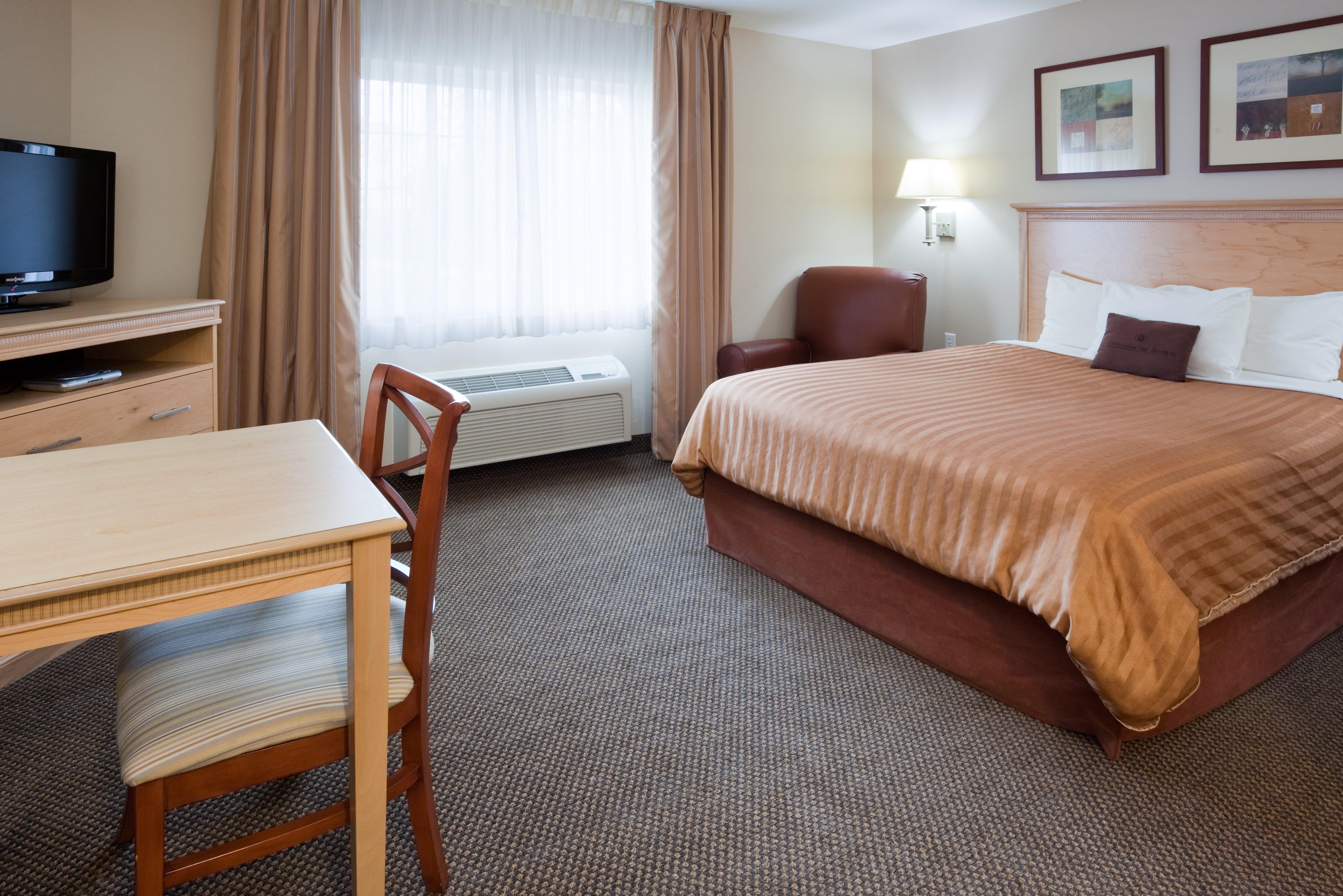 Candlewood Suites Milwaukee Brown Deer, An Ihg Hotel Exterior foto